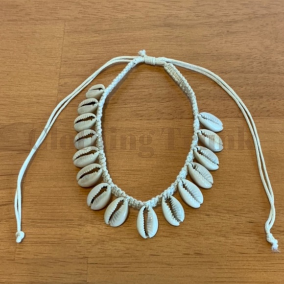 Handmade Cowrie Shell Macrame Anklet – Natural Cord Adjustable Beach Jewelry - Picture 4 of 4